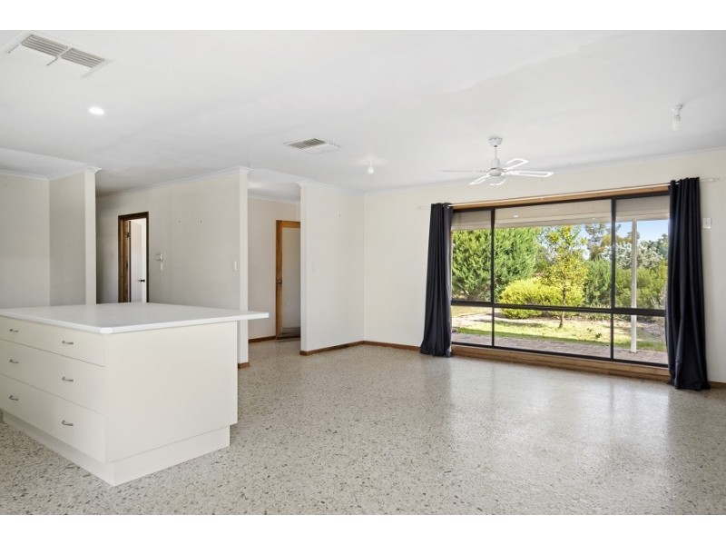 12614 Sturt Highway, Waikerie SA 5330