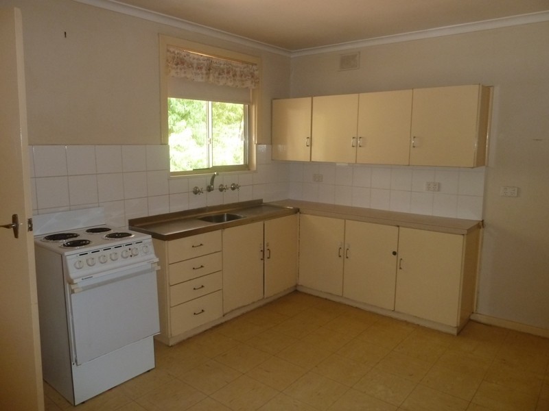 25 Belah Street, Renmark SA 5341