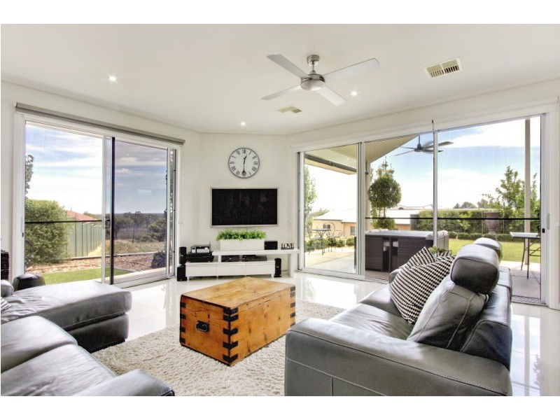 4 JORGENSEN STREET, Loxton SA 5333