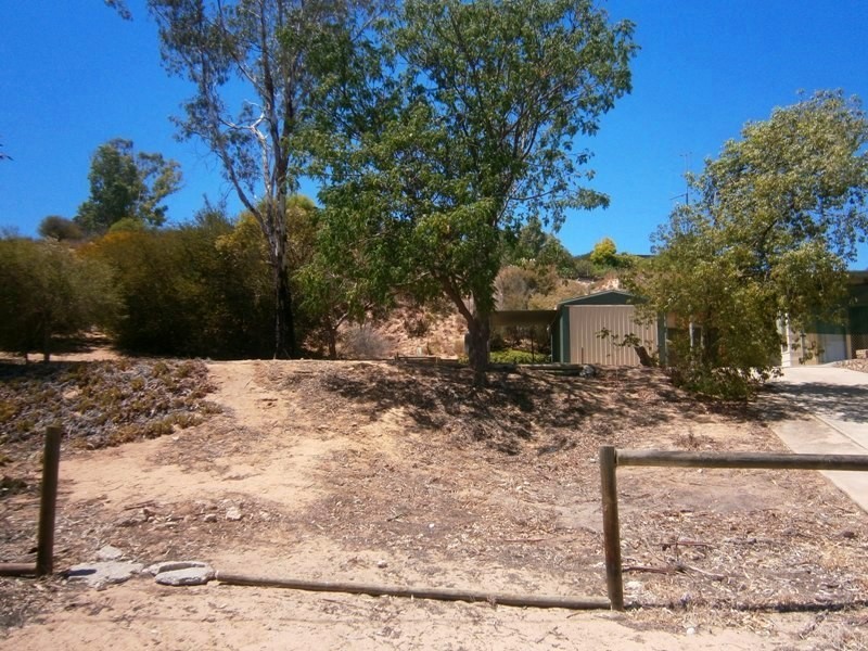 43,44 and 45 Kookuburra Lane, Morgan SA 5320