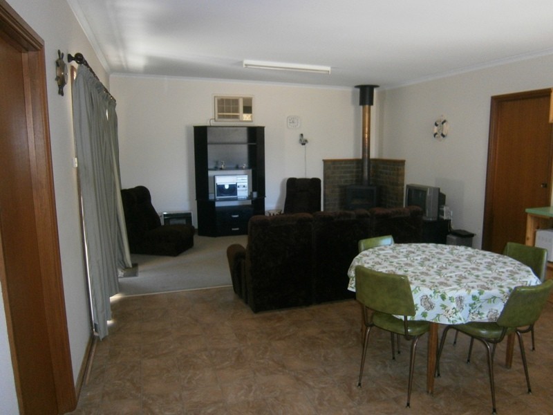 43,44 and 45 Kookuburra Lane, Morgan SA 5320