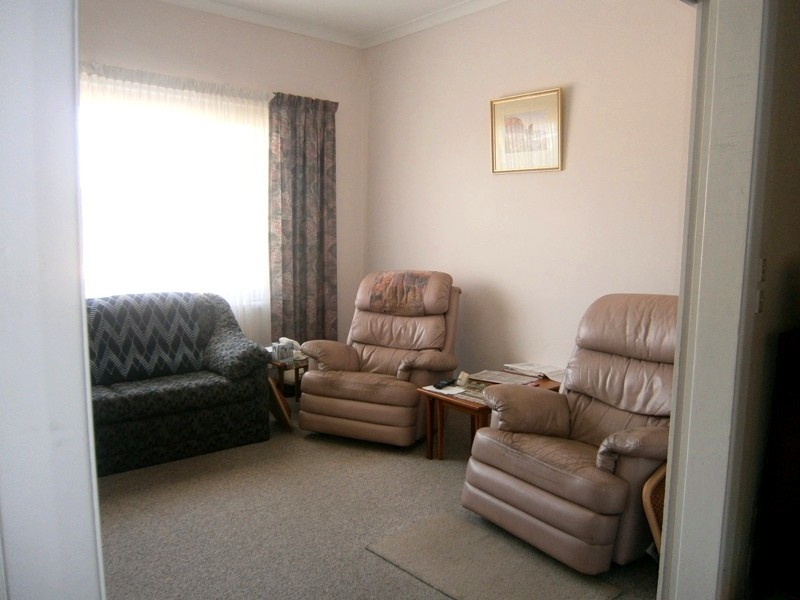 60 Lawrie Terrace, Waikerie SA 5330