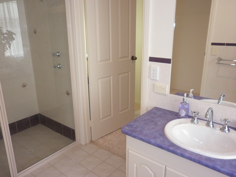 8 Cook Street, Renmark SA 5341