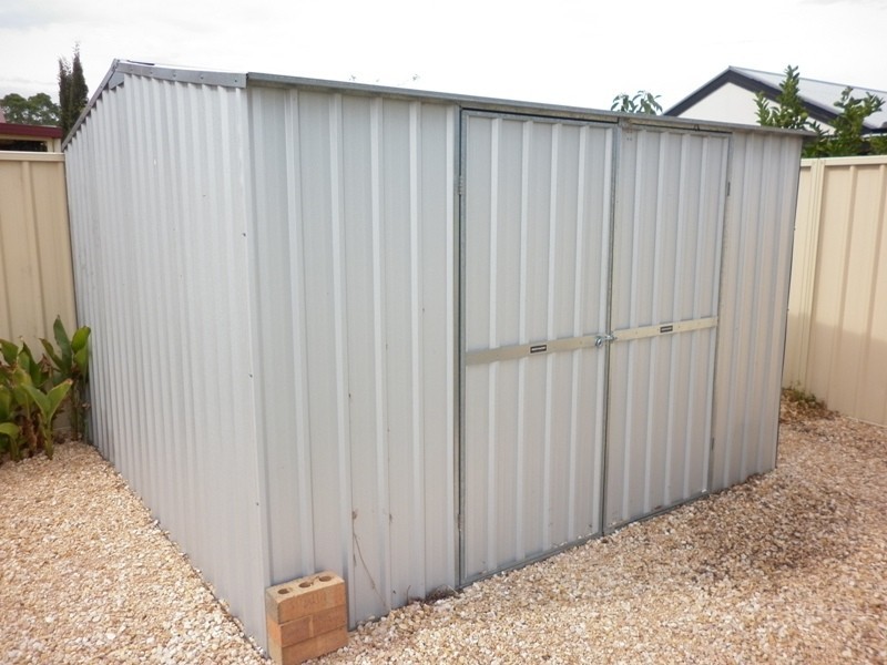 8 Cook Street, Renmark SA 5341