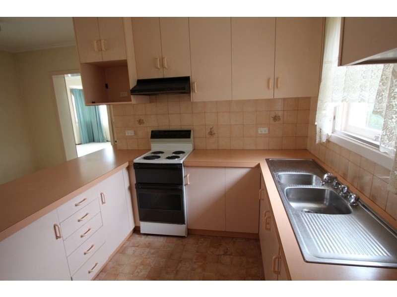 19 Farmer Street, Barmera SA 5345