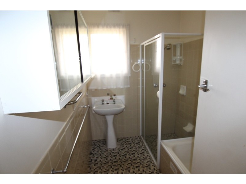 19 Farmer Street, Barmera SA 5345