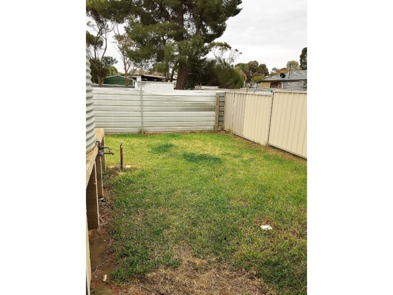 4/8 Eringa Avenue, Loxton SA 5333