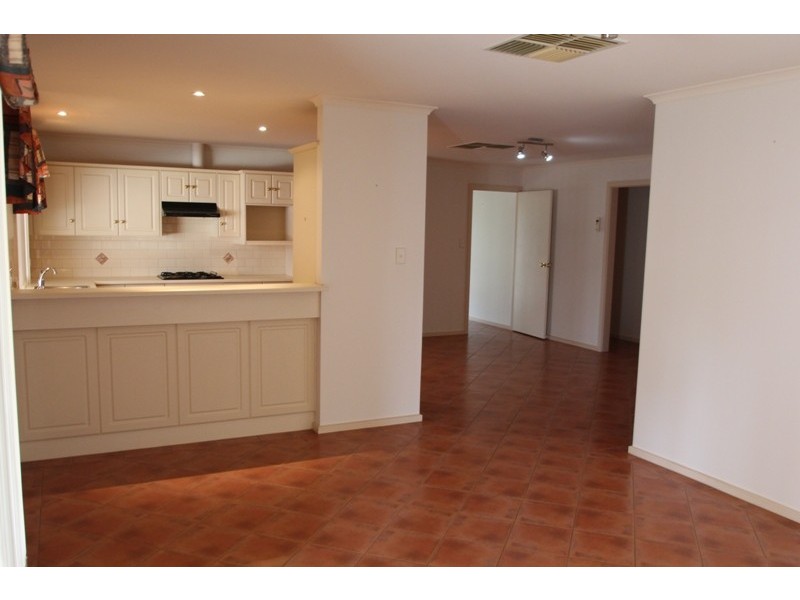 11 Rosenthal Drive, Berri SA 5343