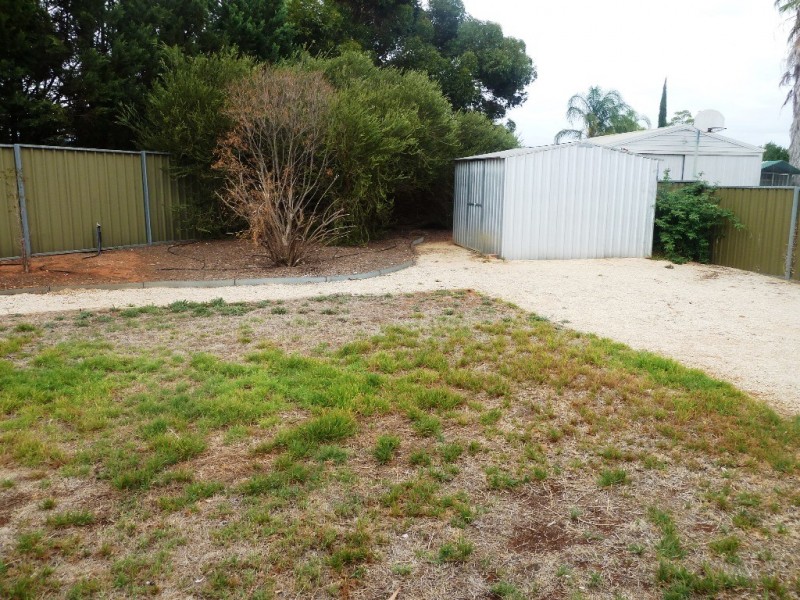 26A and 26B Luther Road, Loxton SA 5333