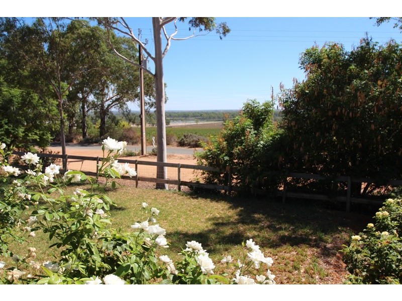 27 Farley Road, Kingston On Murray SA 5331