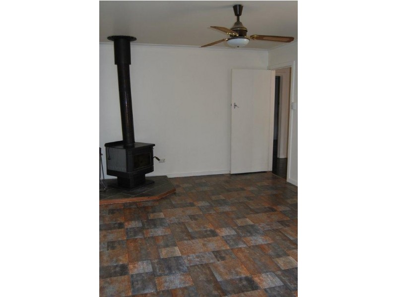 6 Jacobs Street, Waikerie SA 5330