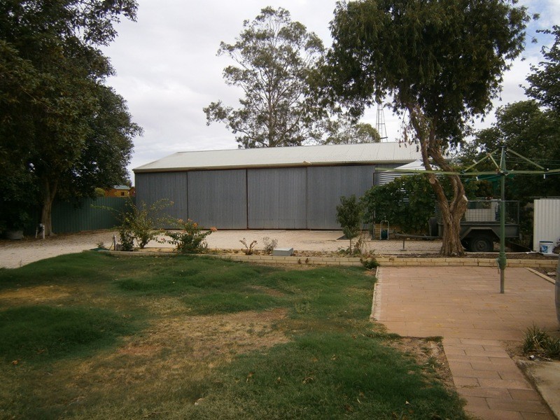 14 Sixth Street, Loxton SA 5333
