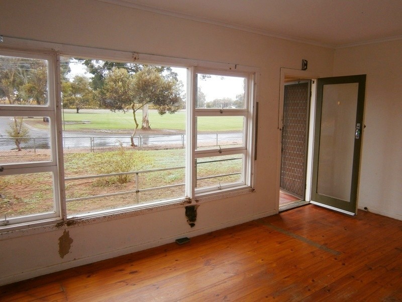 21 Jacob Street, Waikerie SA 5330