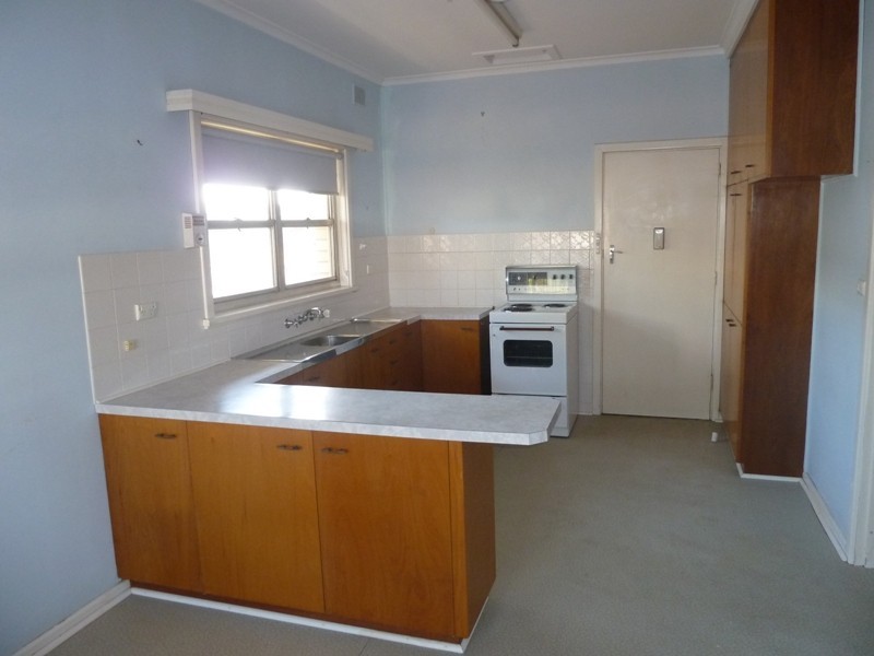 98 Thurk Street, Renmark SA 5341