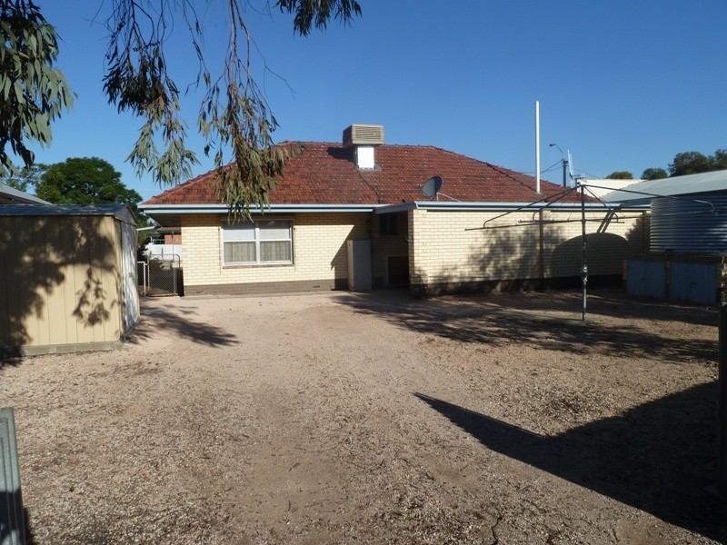 98 Thurk Street, Renmark SA 5341