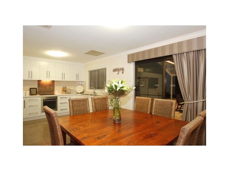 16 Luther Road, Loxton SA 5333