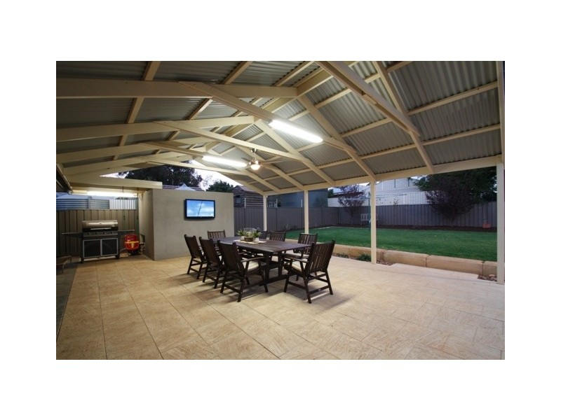 16 Luther Road, Loxton SA 5333