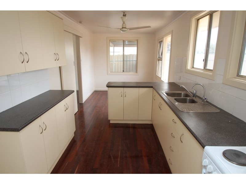 4 Jones Street, Berri SA 5343