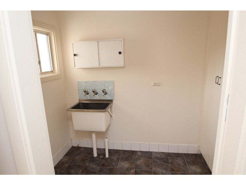 4 Jones Street, Berri SA 5343