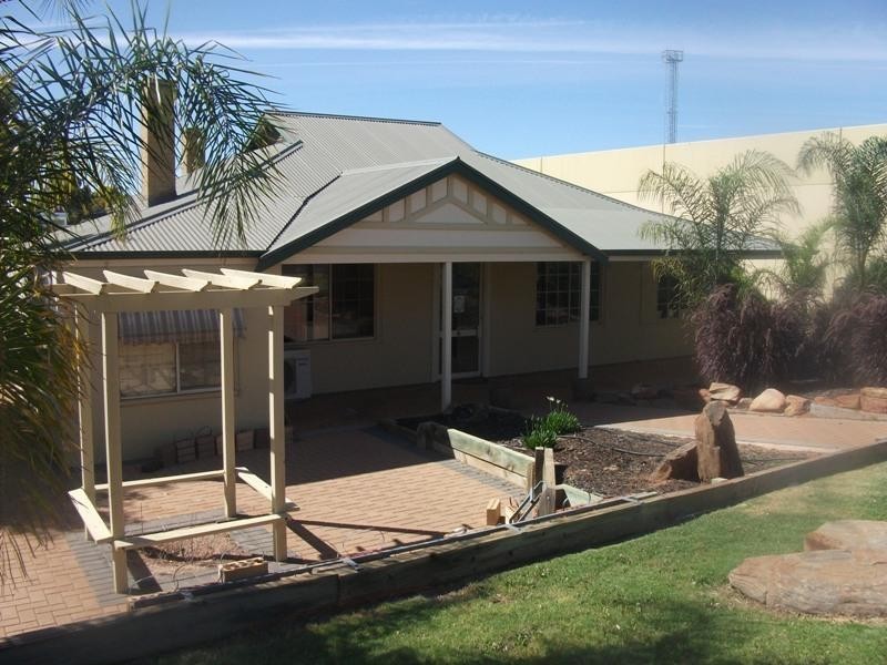 8 Kay Avenue, Berri SA 5343