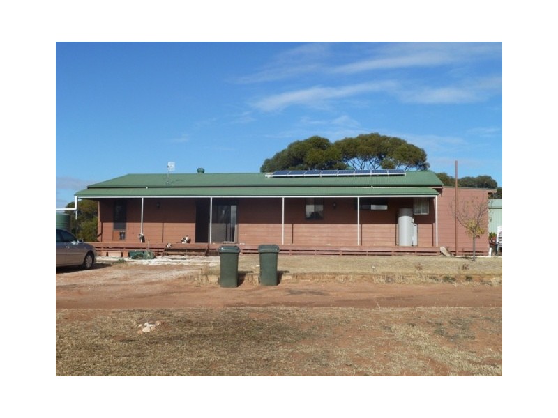 30 Crossing Road, Berri SA 5343