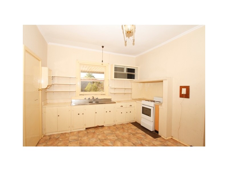225 ALAMEIN AVE, Loxton SA 5333