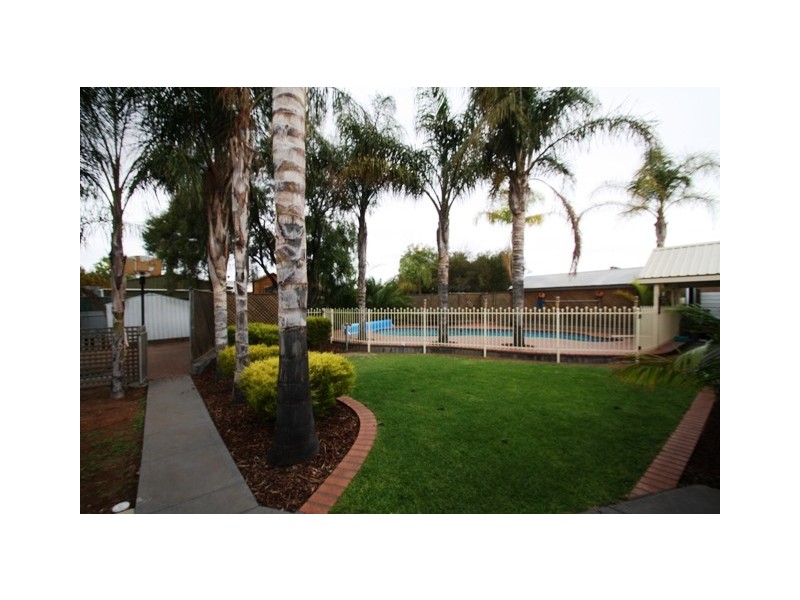 75 Second Street, Loxton SA 5333