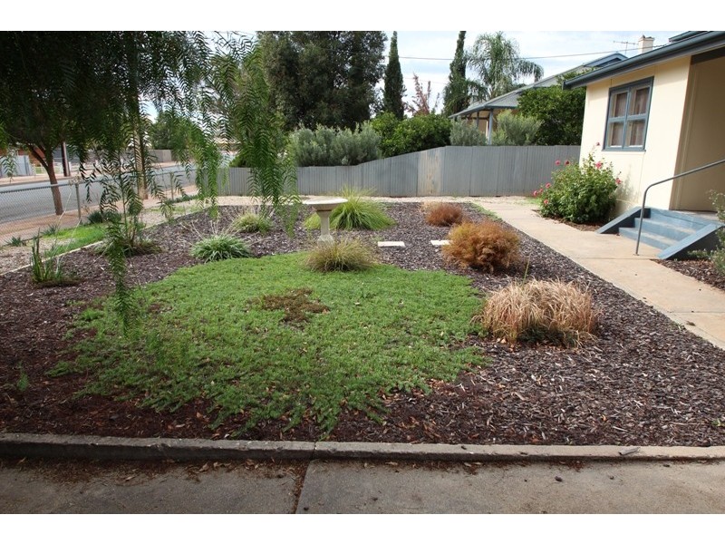 9 Laffer Street, Barmera SA 5345