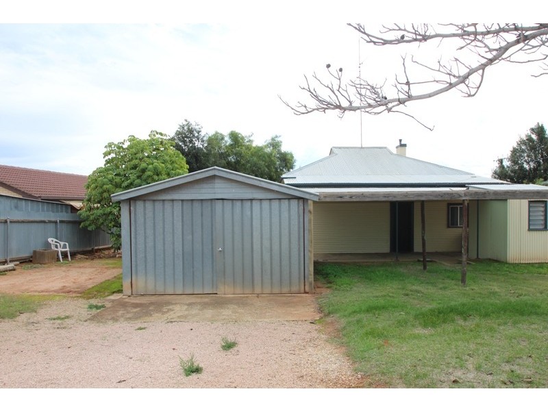 9 Laffer Street, Barmera SA 5345