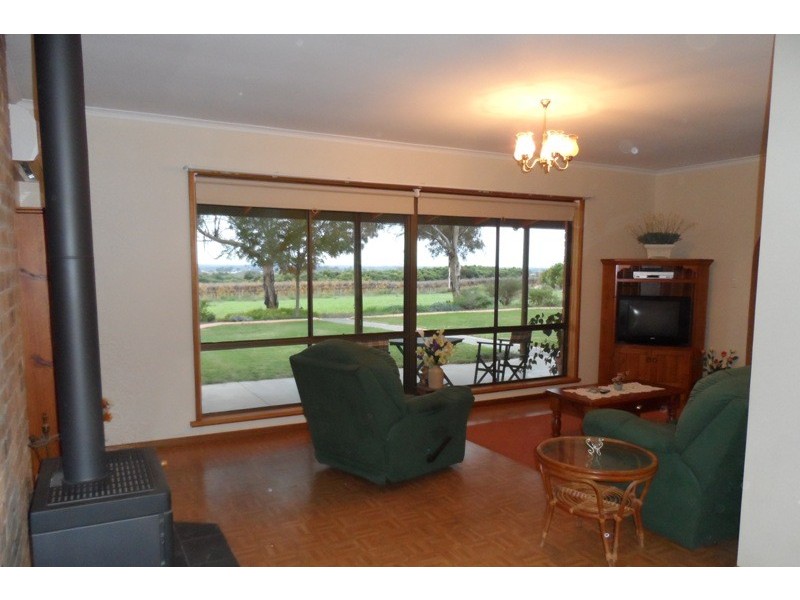 151C Old Cooltong Road, Renmark SA 5341