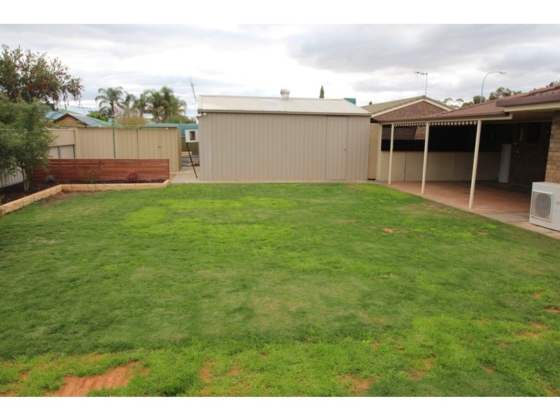 22 Phillips Road, Berri SA 5343