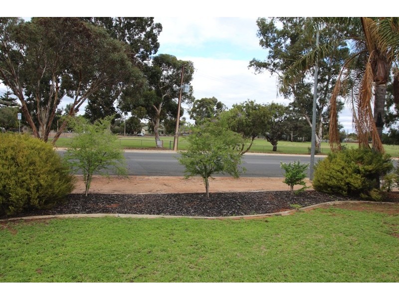 22 Phillips Road, Berri SA 5343