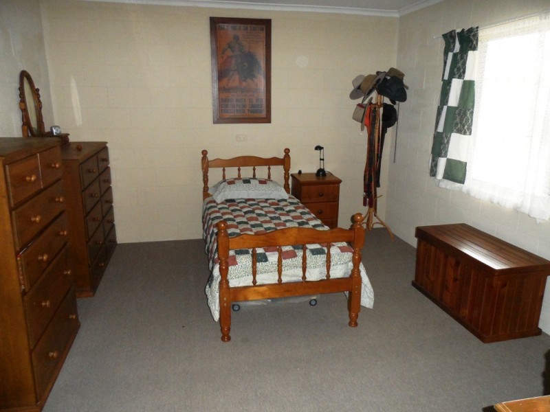 16 Nalara Avenue, Loxton SA 5333