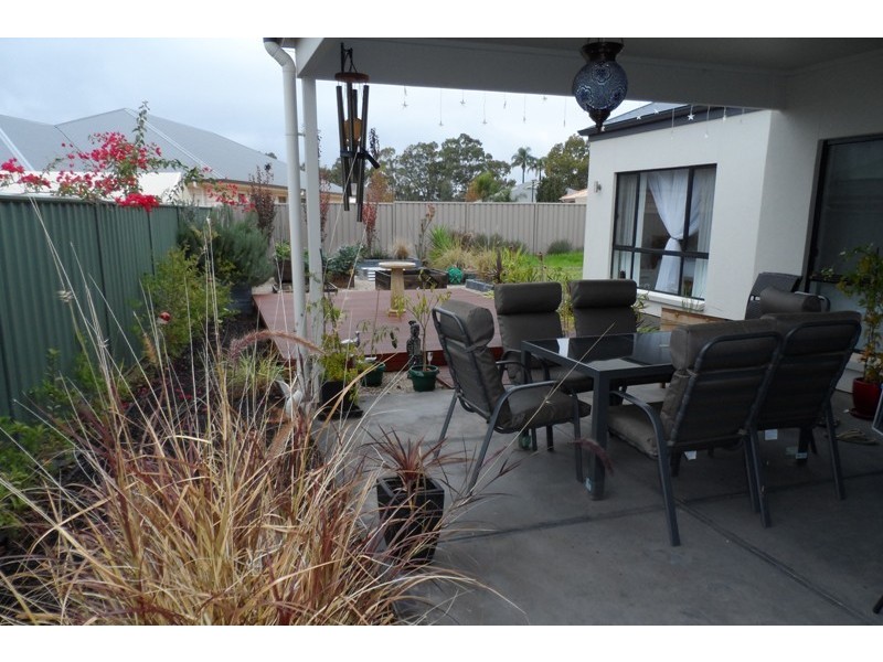 28 Ian Showell Drive, Renmark SA 5341