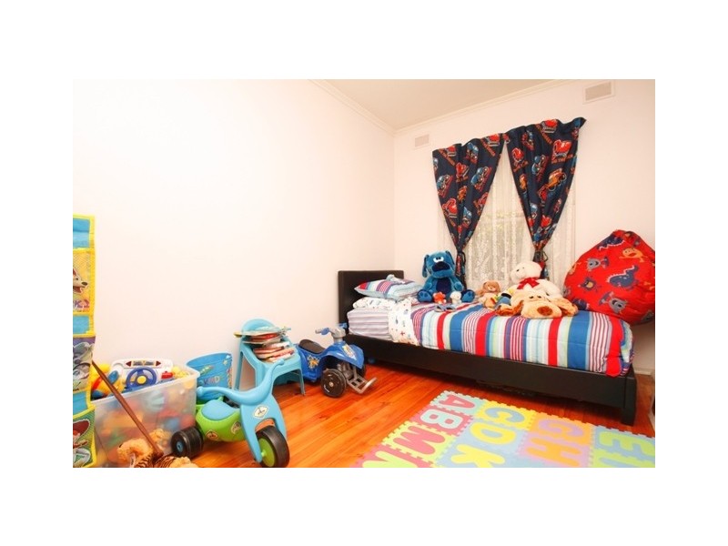 7 Coral Street, Loxton SA 5333