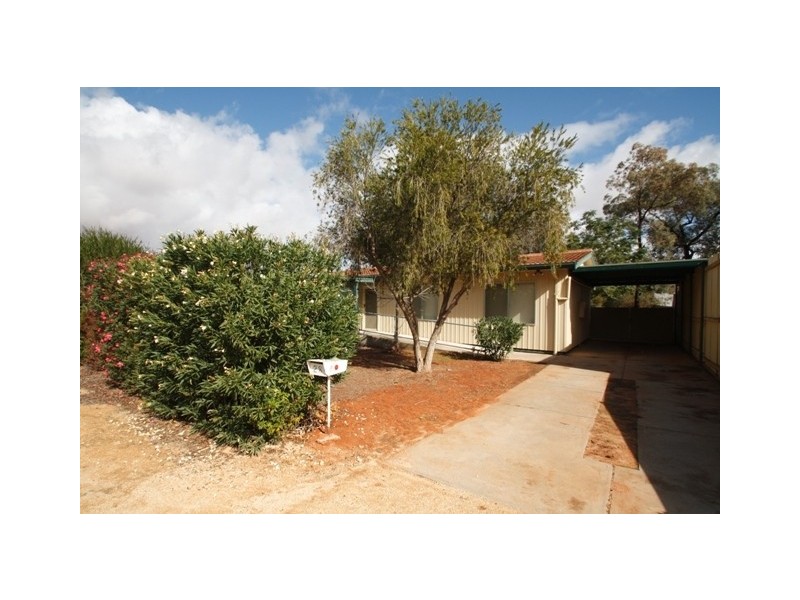28 Sturt Street, Loxton SA 5333