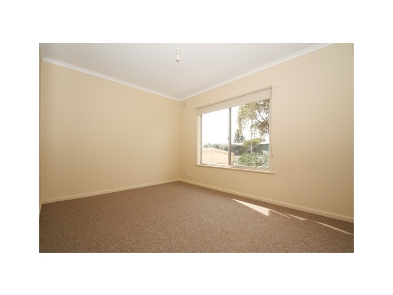 28 Sturt Street, Loxton SA 5333