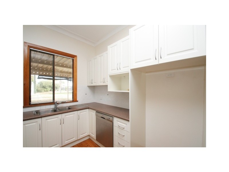 12 FOURTH STREET, Loxton SA 5333