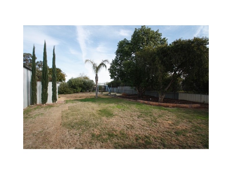 12 FOURTH STREET, Loxton SA 5333