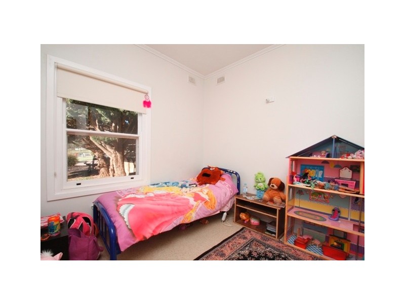 15 PINE AVE, Loxton SA 5333