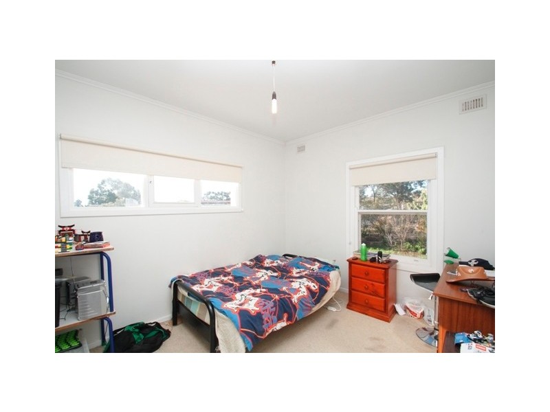 15 PINE AVE, Loxton SA 5333