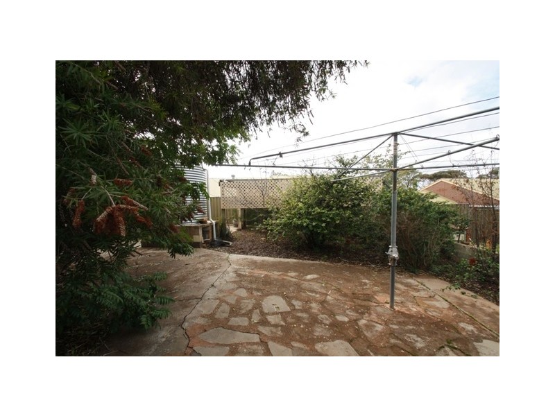 19 FIRST STREET, Loxton SA 5333