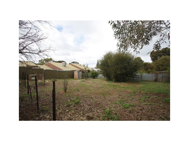 19 FIRST STREET, Loxton SA 5333