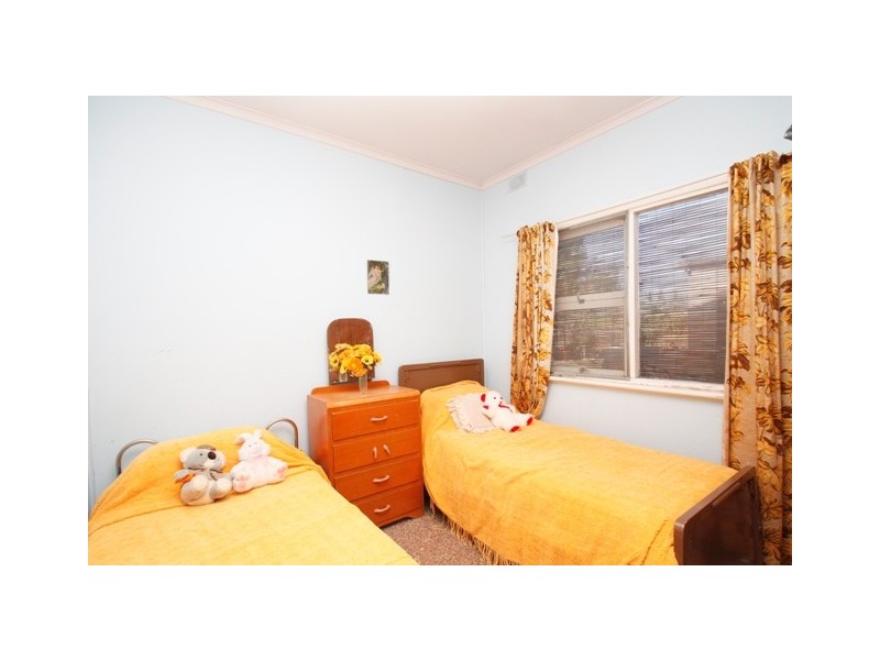 7 Laffer Street, Loxton SA 5333