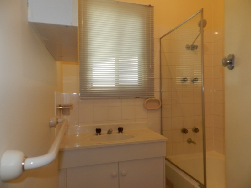 27 Tonkin Avenue, Barmera SA 5345