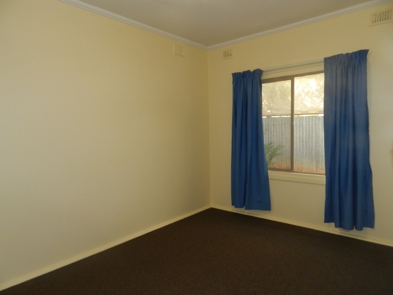 27 Tonkin Avenue, Barmera SA 5345