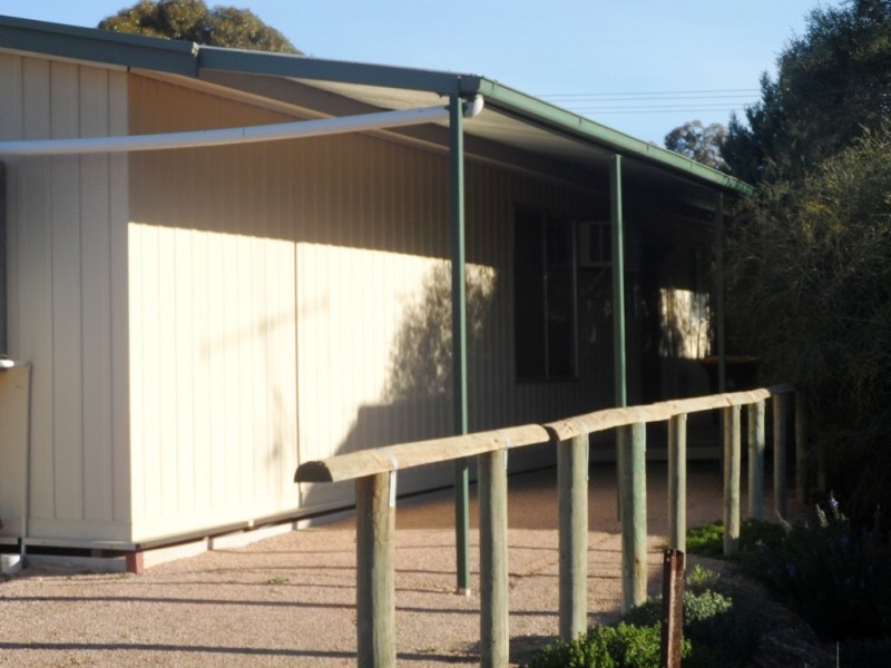 1A Westbrook Avenue, Loxton SA 5333