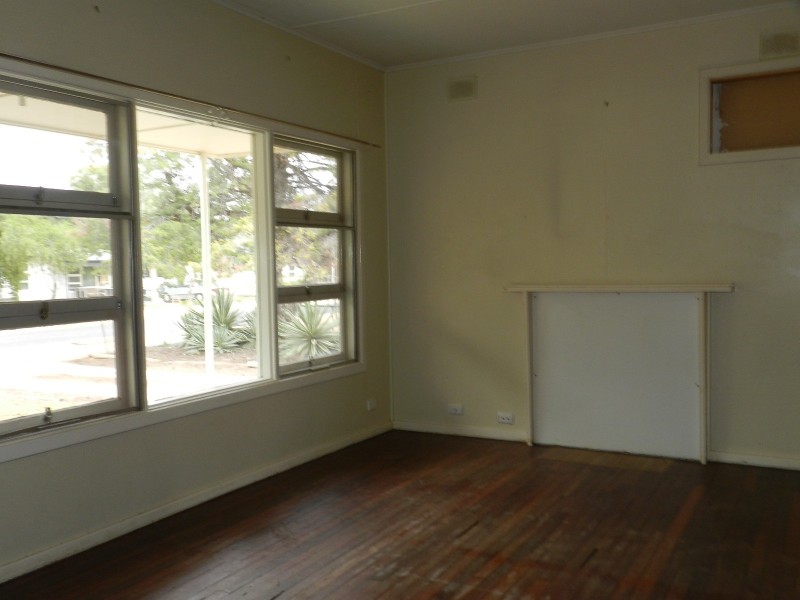 10 McGregor Street, Berri SA 5343