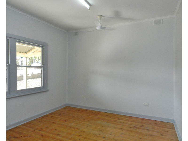 4 Worman Street, Berri SA 5343