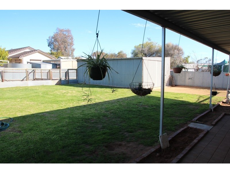 6 Baynes Street, Barmera SA 5345